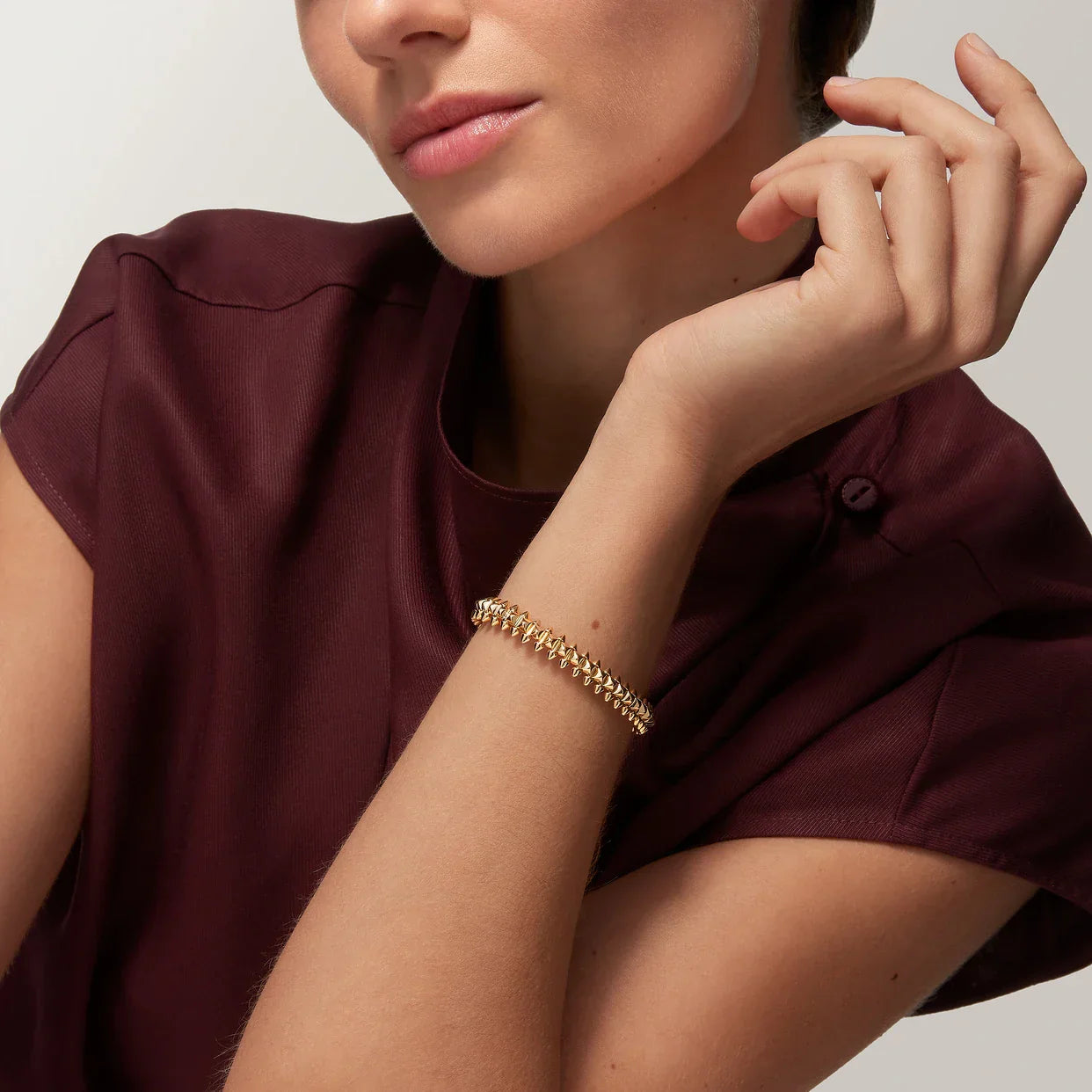 Bracelet de luxe pour femme / CF40008